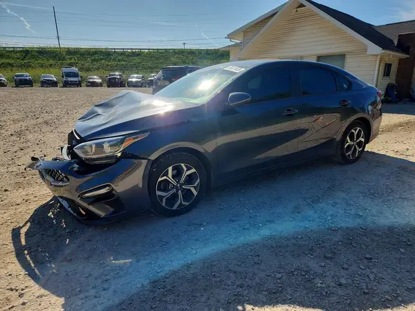 3KPF24AD9ME380367 Kia Forte 2021 — Front end damage, before-repair photo