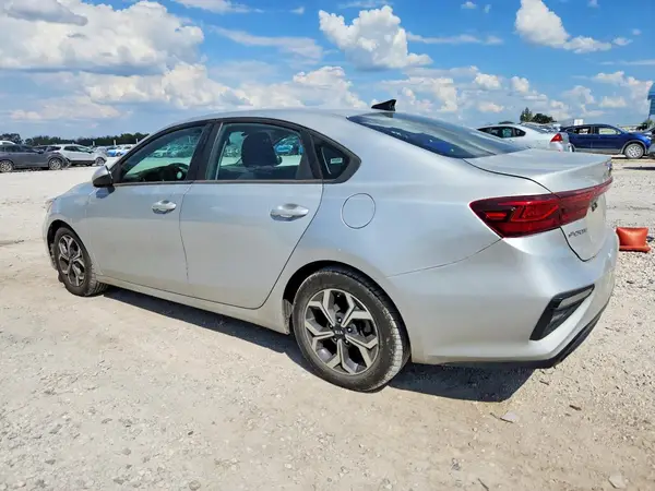 3KPF24ADXME346566 — 2021 Kia Forte, photo 2 from Copart, Side