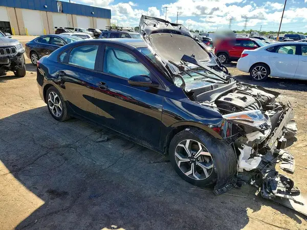 3KPF24AD2ME393316 — 2021 Kia Forte, zdjęcie 4 z Copart, Przód