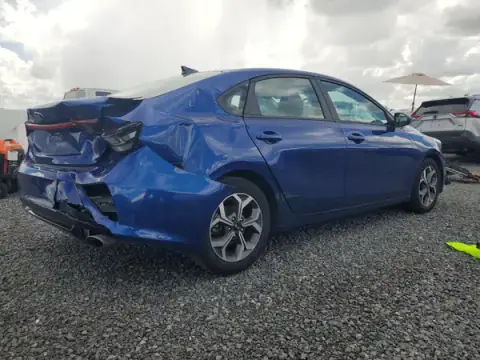 3KPF24AD2ME369873 — 2021 Kia Forte, photo 3 from Copart, Rear end