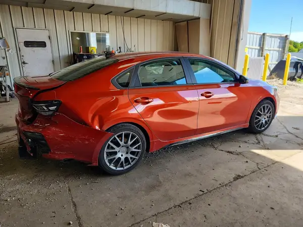 3KPF34AD3ME400738 — 2021 Kia Forte, photo 3 from Copart, Rear end