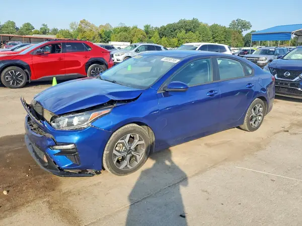 3KPF24AD2ME375768 Kia Forte 2021 — uszkodzenie Przód, zdjęcie przed naprawą