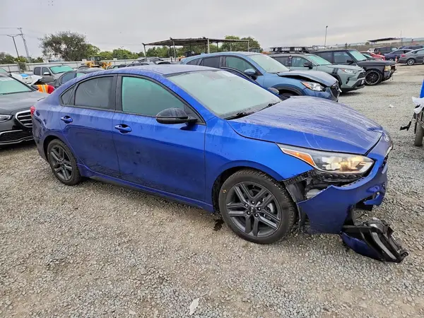 3KPF34AD3ME271836 — 2021 Kia Forte, zdjęcie 4 z Copart, Przód