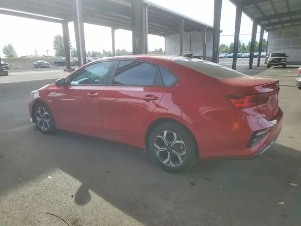 3KPF24ADXME305256 — 2021 Kia Forte, photo 2 from Copart, Vandalism
