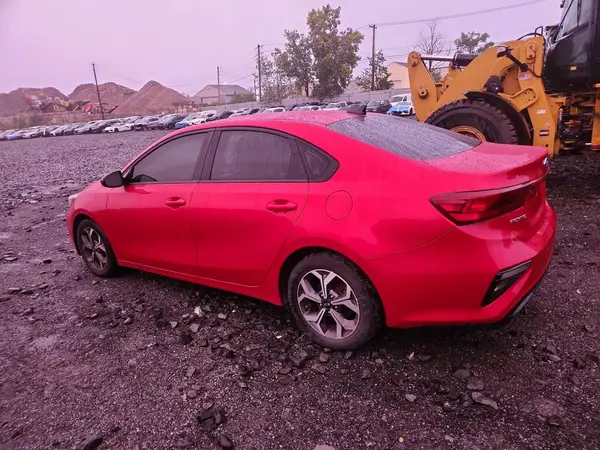 2021 KIA FORTE VIN 3KPF24AD8ME284262 фото 2