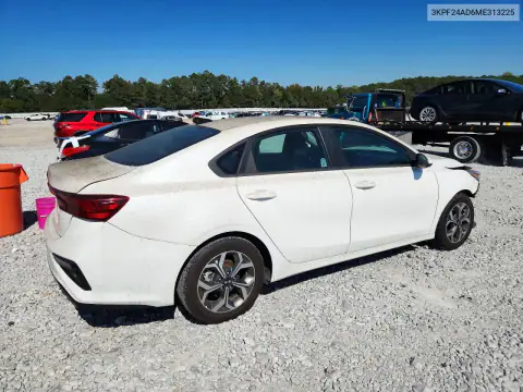 3KPF24AD6ME313225 — 2021 Kia Forte, photo 3 from Copart, Front end