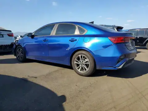 3KPF24AD9NE475612 — 2022 Kia Forte, photo 2 from Copart, Front end