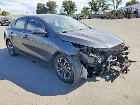 3KPF24ADXPE649934 — 2023 Kia Forte, ფოტო 4, Copart 26.10.2026, წინა ნაწილი