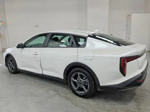 3KPFT4DE4SE157667 — 2025 Kia K4, photo 2 from Copart 21.10.2026, Front end