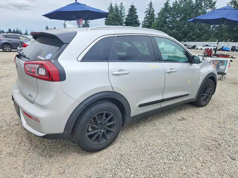 2017 KIA Niro VIN KNDCE3LC9H5047547 фото 3