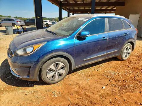 KNDCC3LCXH5037339 — 2017 Kia NIRO, Mechanical damage (Mechanical), before-repair photos