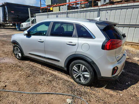 2020 KIA Niro VIN KNDCC3LD5L5363616 фото 2