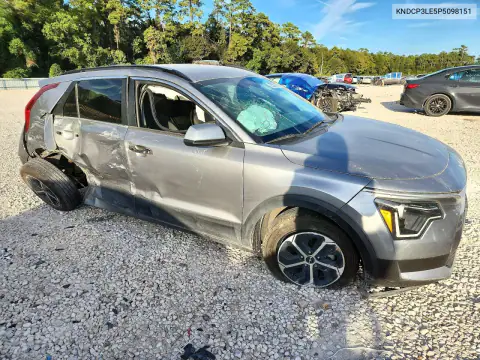 KNDCP3LE5P5098151 — 2023 Kia NIRO, фото 4 с аукциона Copart, БОКОВАЯ ЧАСТЬ