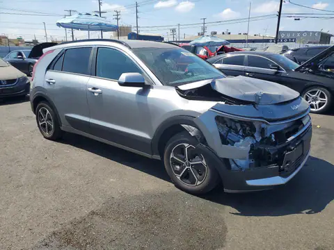 KNDCP3LE0T5350348 — 2026 Kia NIRO, photo 4 from Copart 19.10.2026, Front end