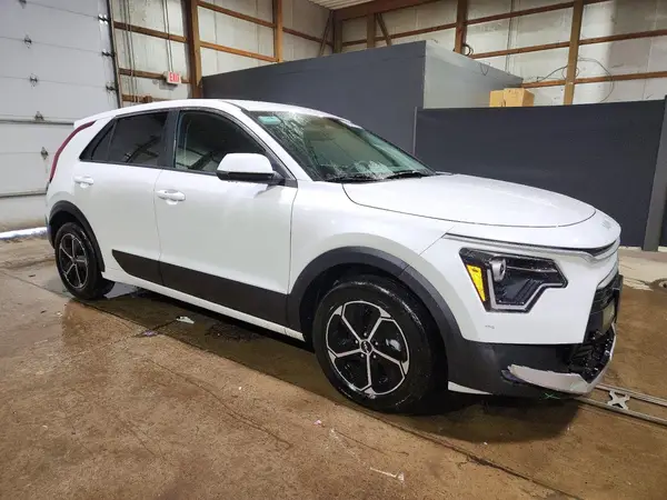 KNDCP3LEXT5337669 — 2026 Kia NIRO, photo 4 from Copart 28.09.2026, Front end