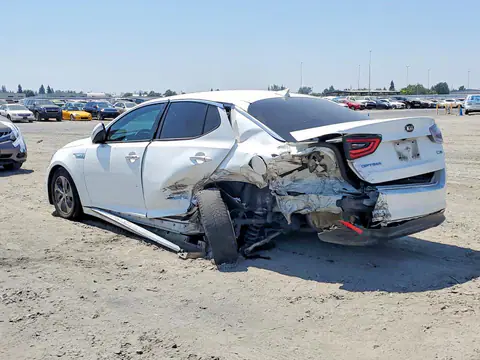 KNAGM4ADXF5080959 — 2015 Kia Optima, photo 2 from Copart 29.09.2026, Rear end