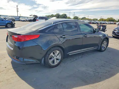 KNAGM4AD4F5078088 — 2015 Kia Optima, photo 3 from Copart 15.10.2026, Rear end