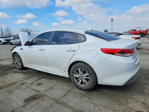 5XXGT4L33GG068417 — 2016 Kia Optima, photo 2 from Copart 16.10.2026, Front end