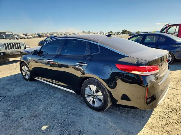 KNAGT4LE0H5018546 — 2017 Kia Optima, photo 2 from Copart, Front end
