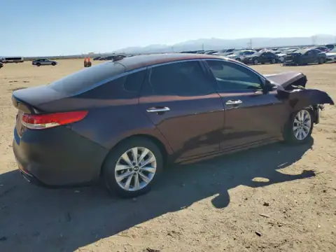 5XXGU4L36HG140905 — 2017 Kia Optima, photo 3 from Copart, Front end