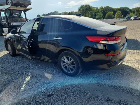 5XXGT4L37KG322865 — 2019 Kia Optima, photo 2 from Copart, Side