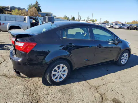 KNADM4A3XF6458038 — 2015 Kia Rio, photo 3 from Copart 16.10.2026, Rear end