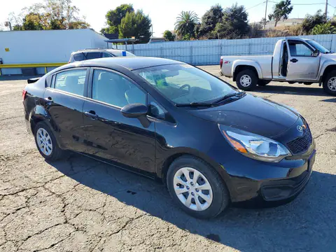 KNADM4A3XF6458038 — 2015 Kia Rio, photo 4 from Copart 16.10.2026, Rear end