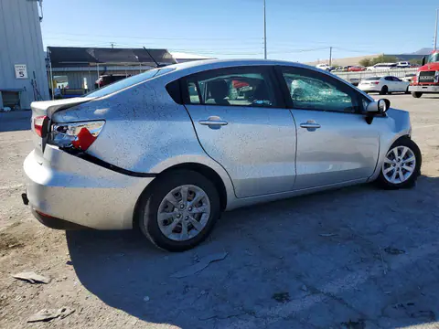 KNADM4A33H6048281 — 2017 Kia Rio, zdjęcie 3 z Copart 27.10.2026, Przód