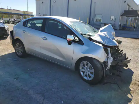 KNADM4A33H6048281 — 2017 Kia Rio, zdjęcie 4 z Copart 27.10.2026, Przód