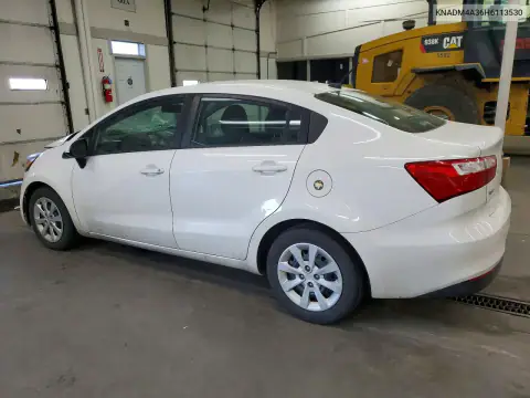 KNADM4A36H6113530 — 2017 Kia Rio, foto 2 de Copart 30.10.2026, Parte delantera