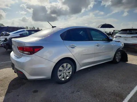 3KPA24AD7LE274086 — 2020 Kia Rio, photo 3 from Copart 15.10.2026, Front end