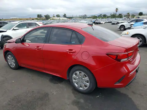 3KPA24ADXME364799 — 2021 Kia Rio, zdjęcie 2 z Copart 19.10.2026, Przód
