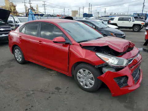 3KPA24ADXME364799 — 2021 Kia Rio, zdjęcie 4 z Copart 19.10.2026, Przód