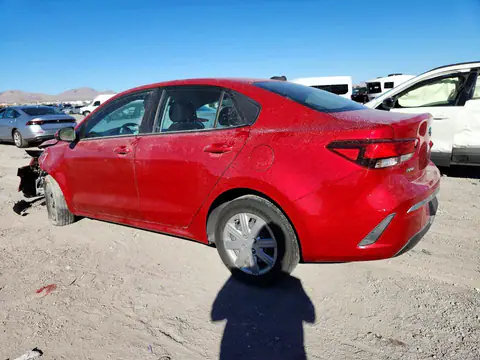 3KPA24AD3ME364532 — 2021 Kia Rio, photo 2 from Copart 29.10.2026, Front end