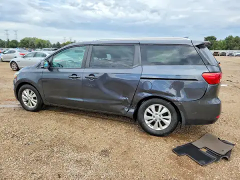 KNDMB5C12H6322712 — 2017 Kia Sedona, фото 2 з Copart 13.10.2026, Бокова частина