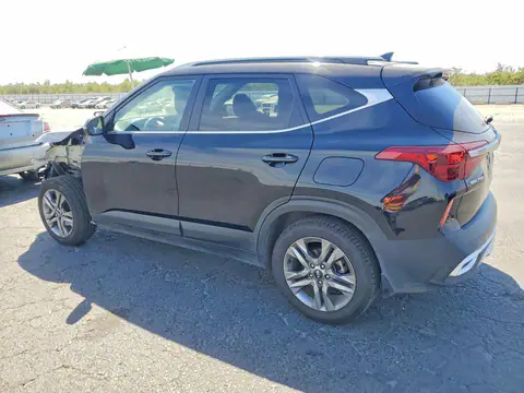 KNDEU2AA2M7141663 — 2021 Kia Seltos, photo 2 from Copart 15.10.2026, Front end
