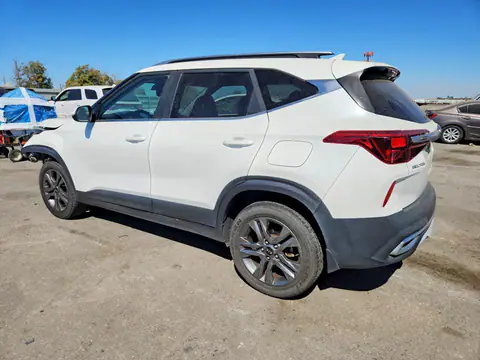 KNDEU2AAXM7080112 — 2021 Kia Seltos, photo 2 from Copart 23.10.2026, Front end