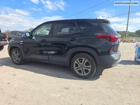 KNDEPCAA0M7212890 — 2021 Kia Seltos, photo 2 from Copart, Minor dents and scratches