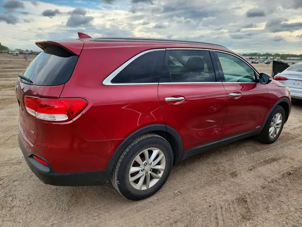5XYPGDA3XGG057966 — 2016 Kia Sorento, photo 3 from Copart 02.10.2026, Mechanical damage