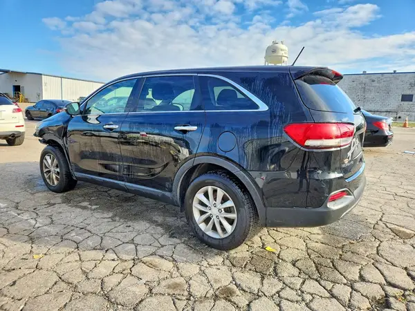 5XYPG4A39GG171635 — 2016 Kia Sorento, zdjęcie 2 z Copart, Przód