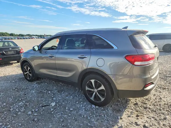 5XYPHDA15GG017595 — 2016 Kia Sorento, foto 2 de Copart, Daños mecánicos