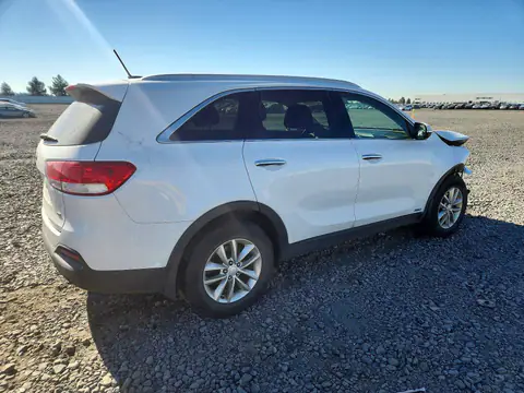 5XYPGDA39GG164734 — 2016 Kia Sorento, photo 3 from Copart 14.10.2026, Front end