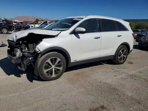 5XYPHDA12HG268690 — 2017 Kia Sorento, Передняя часть (Front End), фото до ремонта