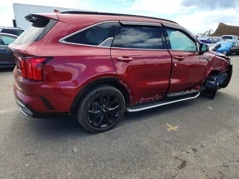 5XYRK4LF9MG063946 — 2021 Kia Sorento, photo 3 from Copart 19.10.2026, Front end