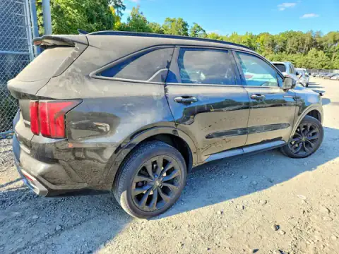 5XYRKDLF3MG041893 — 2021 Kia Sorento, foto 3 de Copart, Parte delantera