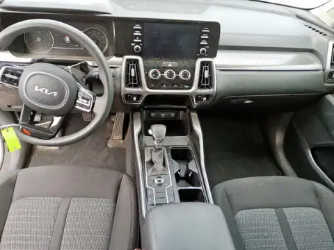 5XYRGDLC6NG098162 — 2022 Kia Sorento, фото 8 з Copart 22.09.2026, Передня частина