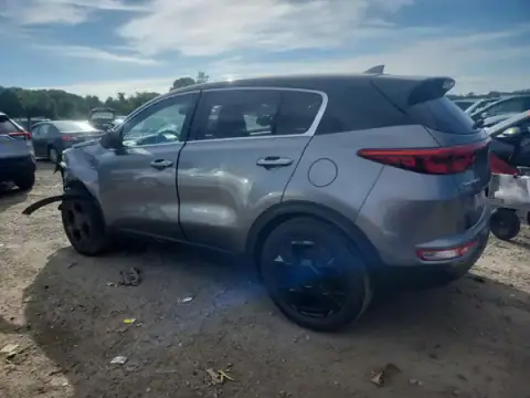 KNDPMCAC3H7064761 — 2017 Kia Sportage, photo 2 from Copart 30.09.2026, Front end