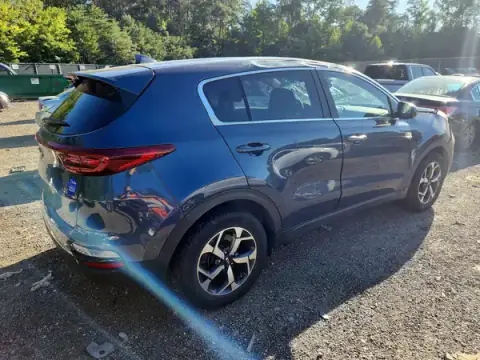 KNDPM3AC6M7932584 — 2021 Kia Sportage, фото 3 з Copart 06.10.2026, Підтоплення