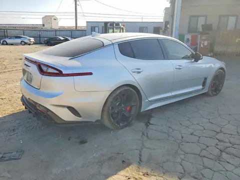 KNAE35LC3J6028984 — 2018 Kia Stinger, photo 3 from Copart 19.10.2026, Side