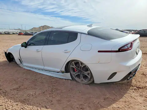 KNAE55LC5K6045040 — 2019 Kia Stinger, photo 2 from Copart 29.09.2026, Front end
